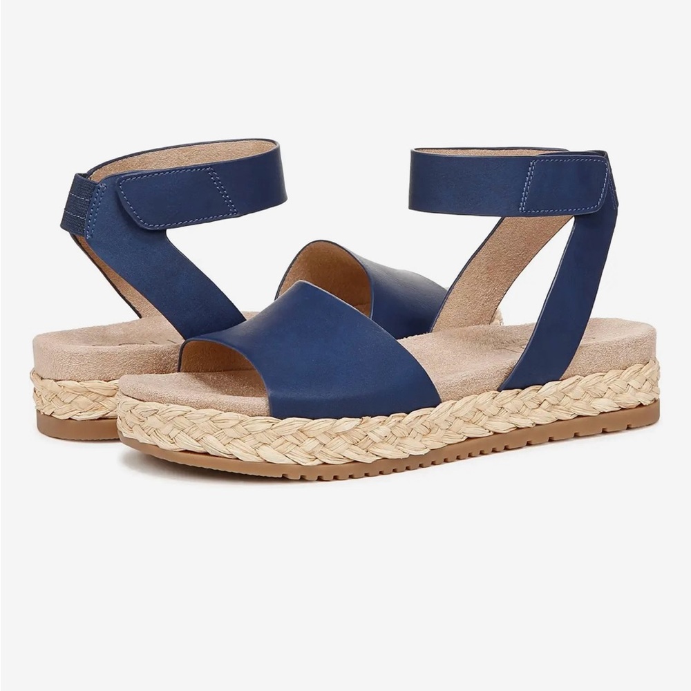 Soul Naturalizer Deara Sandals. Size 8. Blue